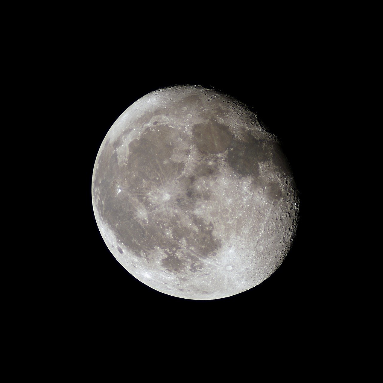 découvrez l'astrophotographie, l'art de capturer la beauté des étoiles et des phénomènes célestes. apprenez des techniques, des conseils et des astuces pour immortaliser l'univers et révéler les merveilles de la nuit.